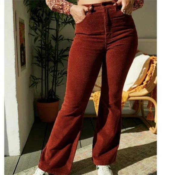 Levi's 70's High Rise Flare Corduroy Women's Jeans - Mahogany Smooth Corduroy - Picture 3 of 11